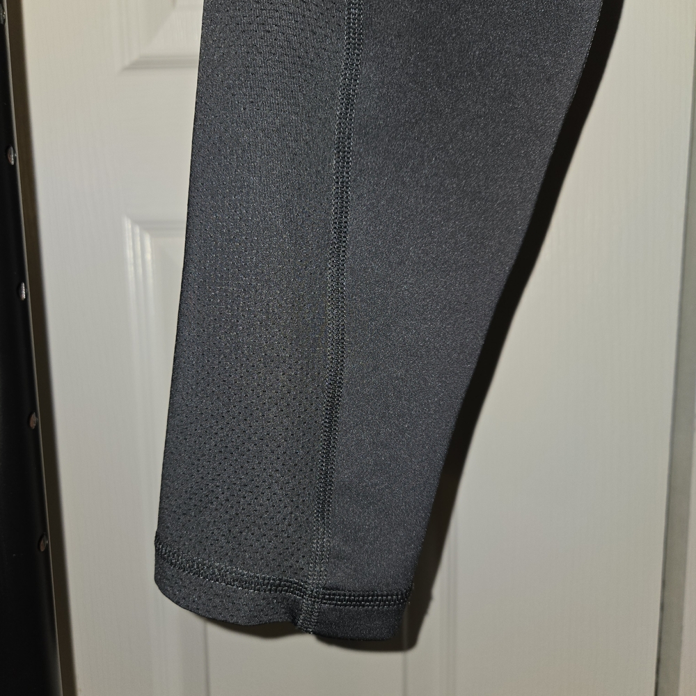 Adidas Black Leggings - Picture 6 of 6